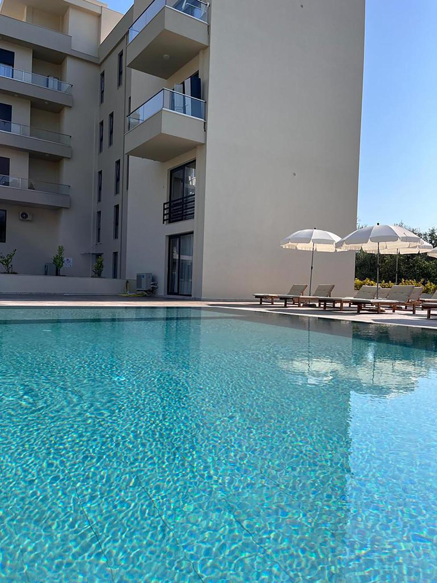 The Blue Wave Hotel Himarë Exteriér fotografie