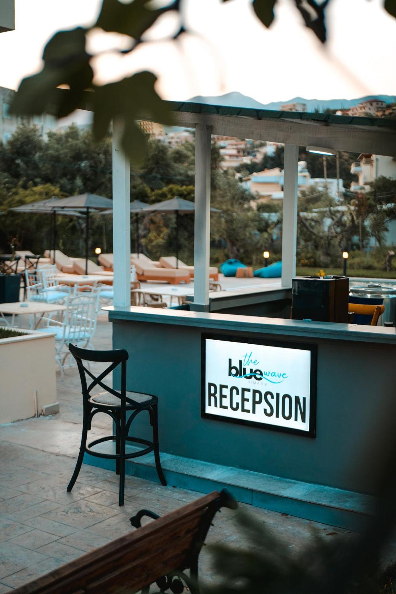 The Blue Wave Hotel Himarë Exteriér fotografie