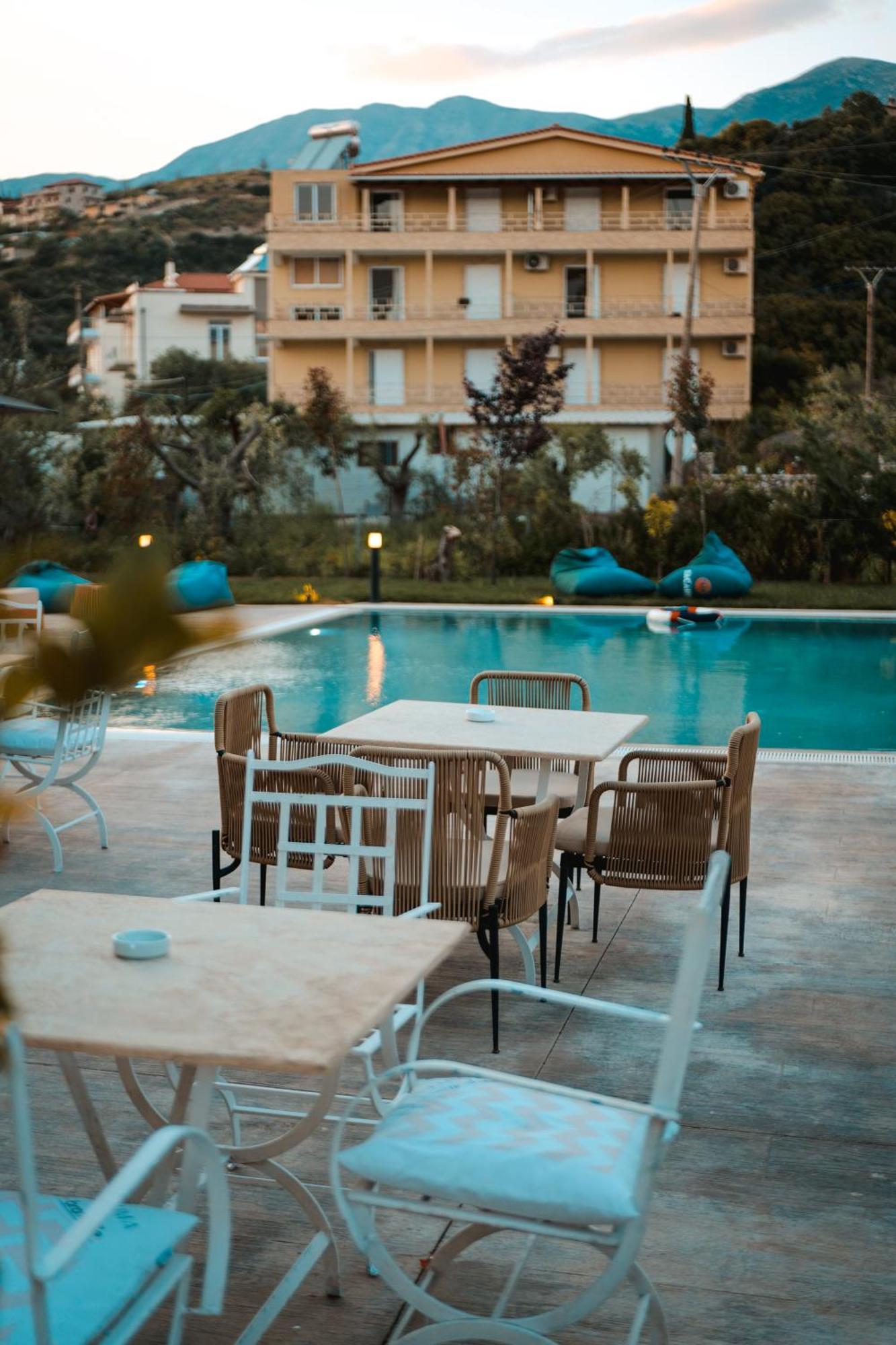 The Blue Wave Hotel Himarë Exteriér fotografie